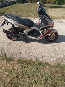 Motorro Max 125 - 4