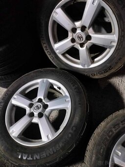 4ks alu disky orig. Toyota 5x114,3 R17 pneu 225/65 r17 - 4