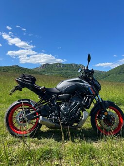 Yamaha MT-07 - 4