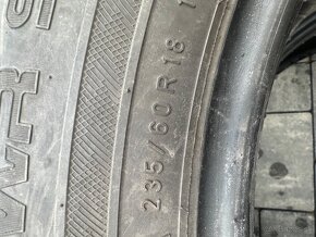 Predam Zimne 235/60 R18 pneumatiky - 4