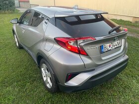 Toyota C-HR 1.8 Hybrid Dynamic E-CVT FWD - 4