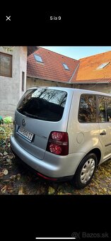 Volkswagen Touran - 4