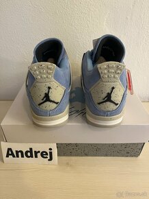 Air Jordan 4 Retro University Blue - 4