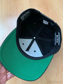 Predám šiltovku Kith Us Starter Snapback - 4