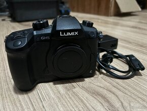 Panasonic Lumix GH5 - 4