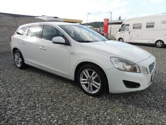 Volvo V60 2.0D3 V5 135PS AUT EXTRA STAV - 4