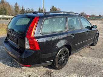 VOLVO V50 kombi 2.0D 100kw r.11/2009 pravidelny servis - 4