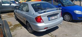 Hyundai accent - 4