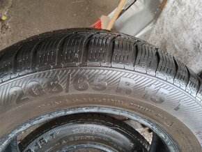 2x zimné pneumatiky 205/65 r15 - 4