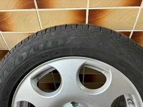 Predám 5ks 16" originálne disky Audi + pneu. - 4