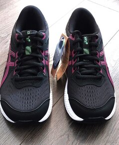 Predám dámske bežecké tenisky zn. ASICS Gel - Contend 8 - 4