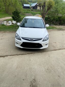 HYUNDAI i30 - 4