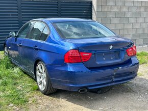 ROZPREDÁM BMW E90 320d FACELIFT 2011 - 4