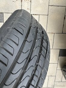 215/55/17 Pirelli - 4