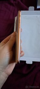 IPhone 8 64 GB Gold - 4