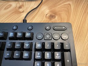 Logitech G213 Prodigy -CZ/SK - 4