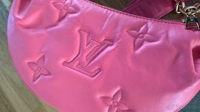 Louis Vuitton puffer bag - 4