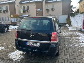 Opel Zafira B - 4