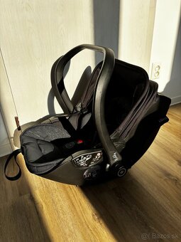 KIDDY Autosedačka Evoluna i-size 2 + Isofix základňa - 4