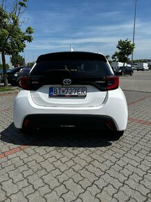 Toyota Yaris 1,5 hybrid - 4