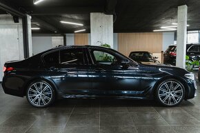 BMW 540i xDrive M-Sport - 4