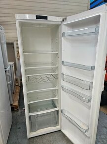 CHLADNICKA GORENJE 388L - 4