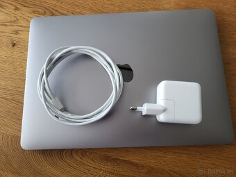 Apple MacBook air M1 - 4