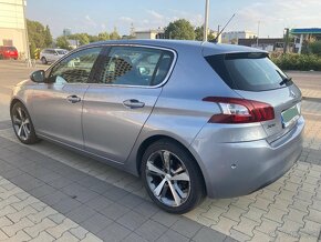 Peugeot 308 1.2 e-THP 130k Business - 4