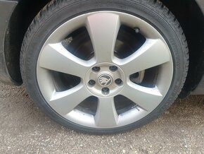 Predam 18 elekt+zimne gumy FULDA 225/40r18 LUNA - 4