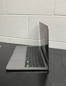 Macbook Pro 13” M2 8/256GB - 4