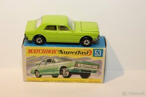 Matchbox SF Ford Zodiac MK.IV - 4