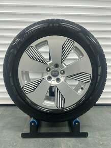 ORIGINÁLNA SADA AUDI R19, 255/55 R19, ZIMNÉ, 5x112 - 4