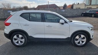 Volvo XC40 D3 Momentum A/T za 17.990 € - 4