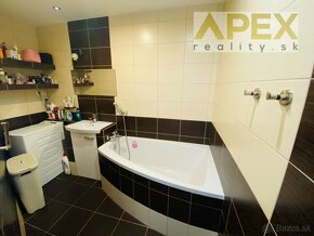 Exkluzívne APEX reality veľký 2i. prerobený na 3i., 62 m2 - 4