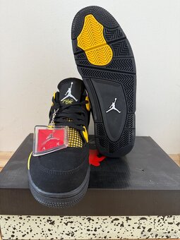 Jordan 4 Retro Thunder - 4