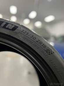 Michelin Pilot Sport 4S 325/30 ZR19 2ks - 4