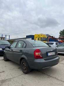 Hyundai ACCENT 1.4 benzin - 4