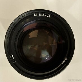 Nikon 85mm f/1.4 AF-D - 4