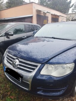 VW Touareg 3.0 TDi - Max Výbava - 4