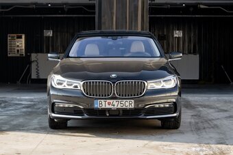 BMW rad 7 730d - 4