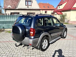 Toyota RAV4 2.0i 16V 4x4 110kW 2005 149366km TAŽNÉ - 4