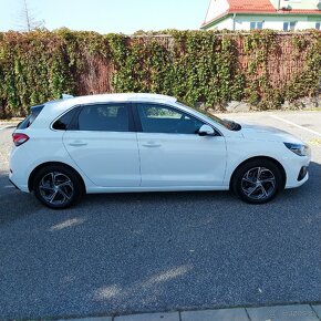 Hyundai i30 1.5 DPI - 4