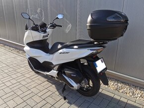 Honda pcx 125 2023 - 4