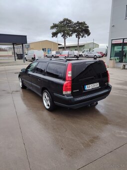 Volvo V70 - 4