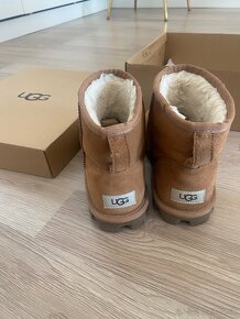 Dámske UGG essential mini veľkosť 38 - 4