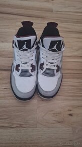 Jordan 4 - 4