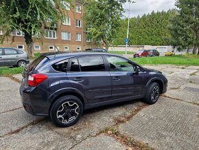 Predám SUBARU XV CVT 2.0 benzín - 4