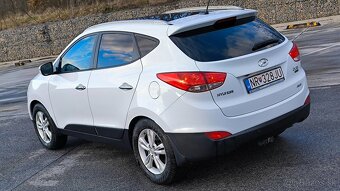 Hyundai ix35 2.0 CRDi 4x4 Kupene na Slovensku - 4