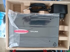 Predam router TP-LINK TD-W8980B - 4