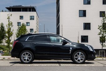 Cadillac SRX 3.0 V6 4WD SUV Sport Luxury Automat - 4